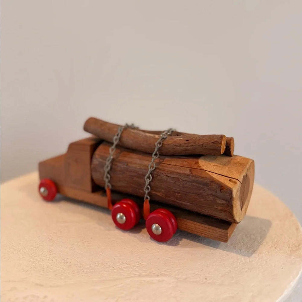 VINTAGE HANDMADE CALIFORNIA REDWOOD LOGGING LOGO TRUCK‎ WOODEN TOY SOUVENIR